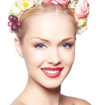 Einfache, aber schöne Brautfrisur für blondes Haar