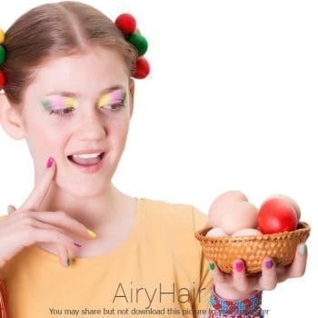 Šukuosena su Lietuvos Vėliava