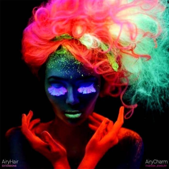 Top 20 Best Glow in the Dark (Neon) Hairstyles & Extensions (2022)