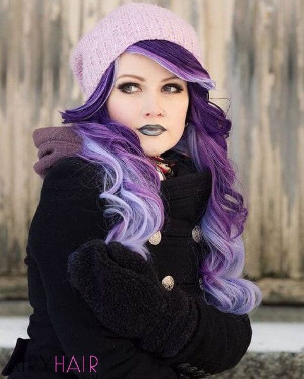 Hair with shades of blue and violet