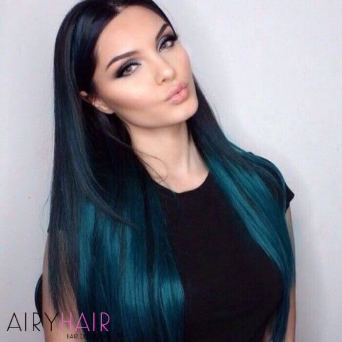 Hair with a mix of blue and turquoise