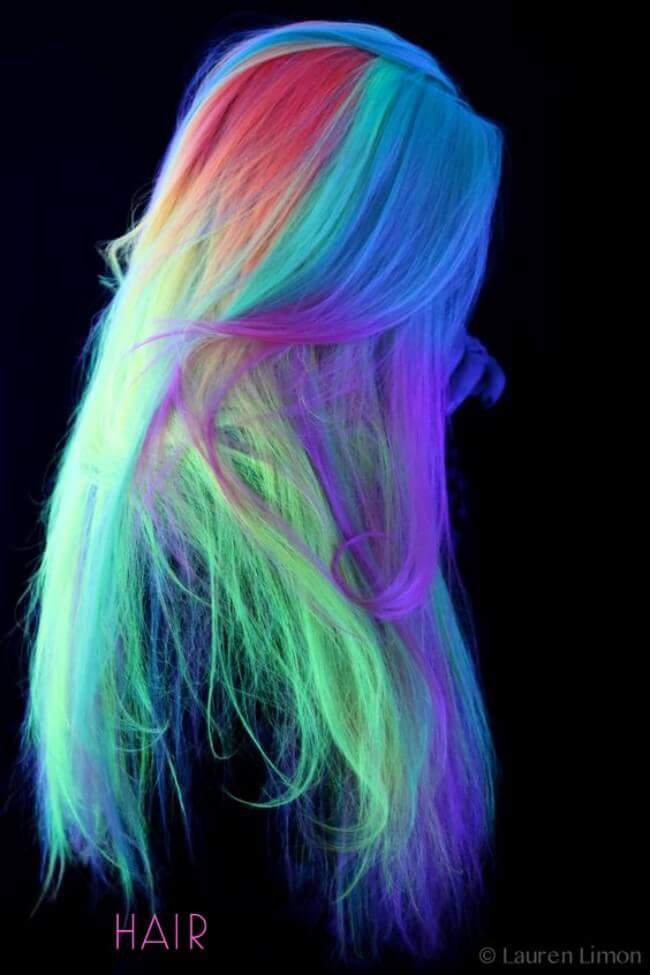 Glow in dark hair