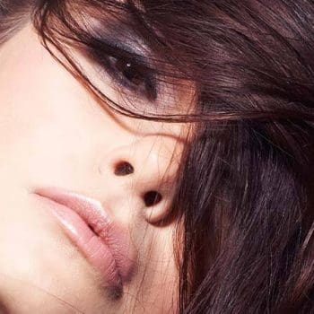 How Long Can You Wear Clip-In Hair Extensions? (2023)