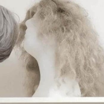 A Beginners Guide to Wearing Full Lace Wigs (2023)